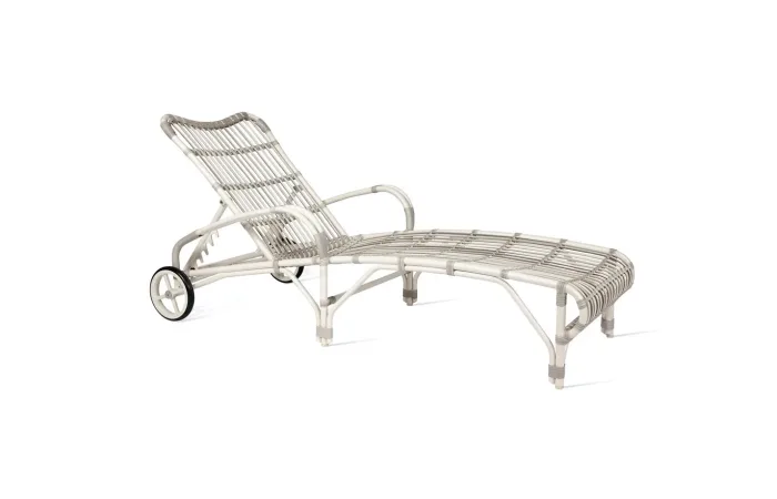 Lucy sunlounger outdoor 01