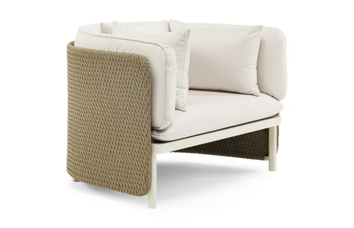 Esedra lounge armchair 1